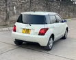 Toyota IST 2005 White - 5
