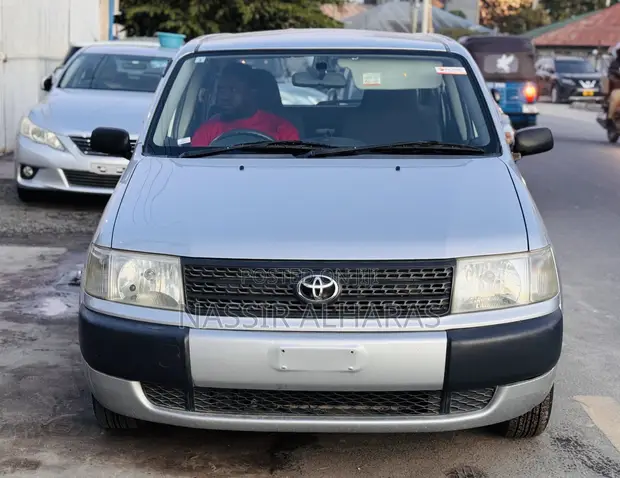 Toyota Probox 1.4 DT DX Comfort 2WD 2004 Silver - 1