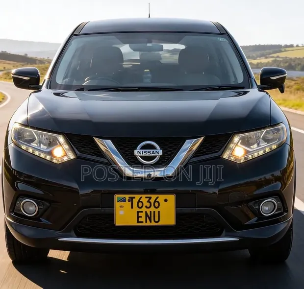Nissan X-Trail 2012 Black - 1