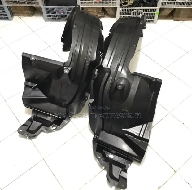 Fender Liner ya Toyota Hilux Revo (Mpya Kabisa) - 1