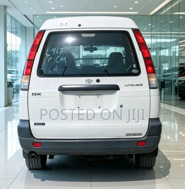 Toyota TownAce Noah 2006 - 1