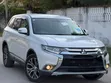 Mitsubishi Outlander 2016 White - 2