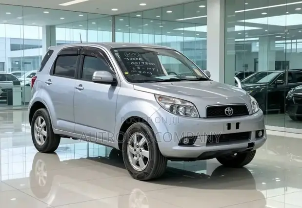 Toyota Rush 2007 Silver - 1