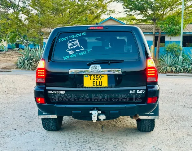 Toyota Hilux Surf 2006 Black - 1