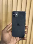 Apple iPhone 11 64GB Black - 2