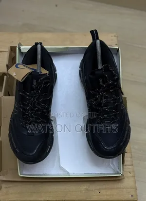 Viatu vya Ngozi vya Wanaume vya Asics