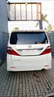 Toyota Alphard 2009 White - 4