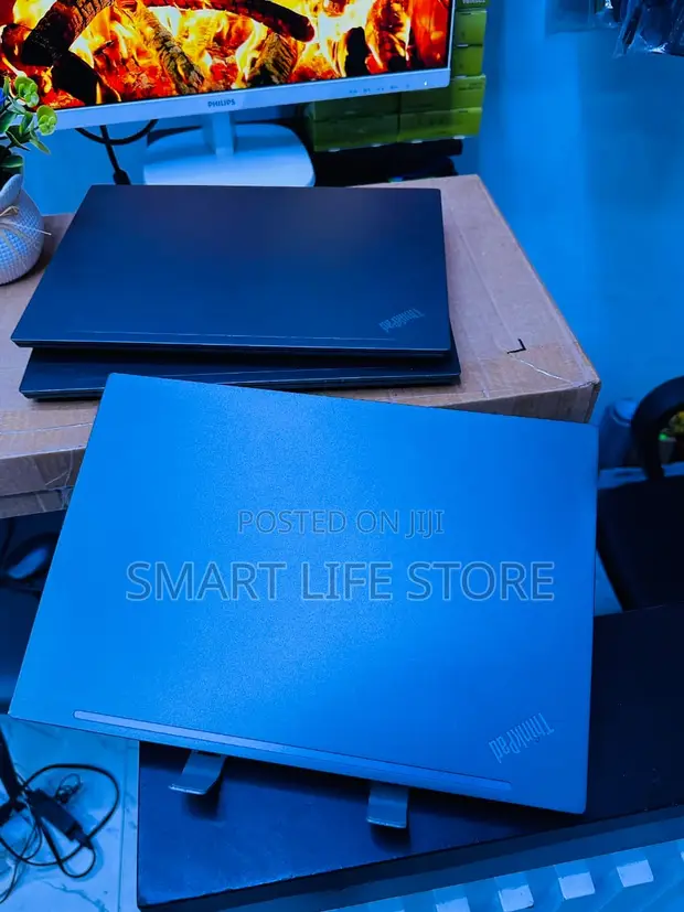 Laptop Mpya Lenovo ThinkPad P14s - 16GB RAM, 512GB SSD, Intel Core i5 - 1