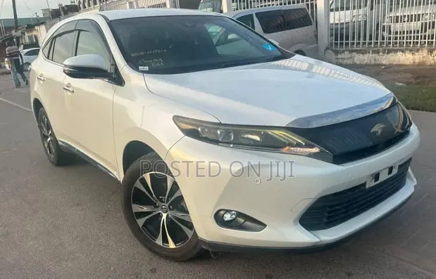 Toyota Harrier 2016 White - 1