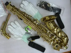 Saxophone Mpya ya Dhahabu