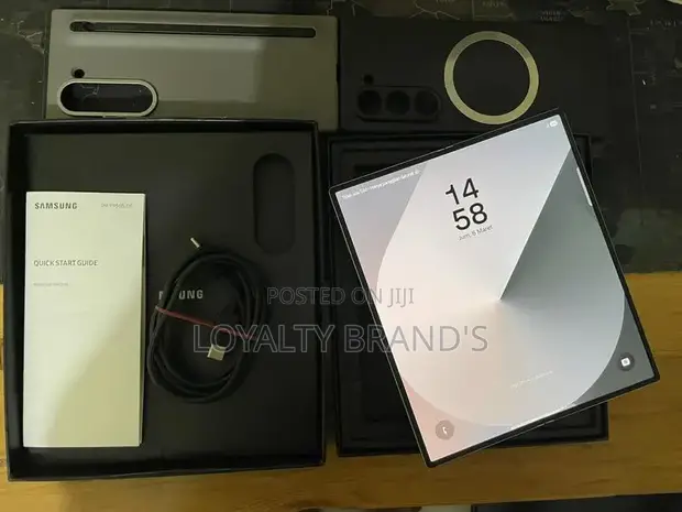 Samsung Galaxy Z Fold6 512GB Mpya - 1