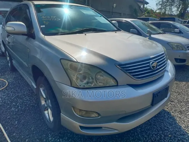 Toyota Harrier 2006 Silver - 1