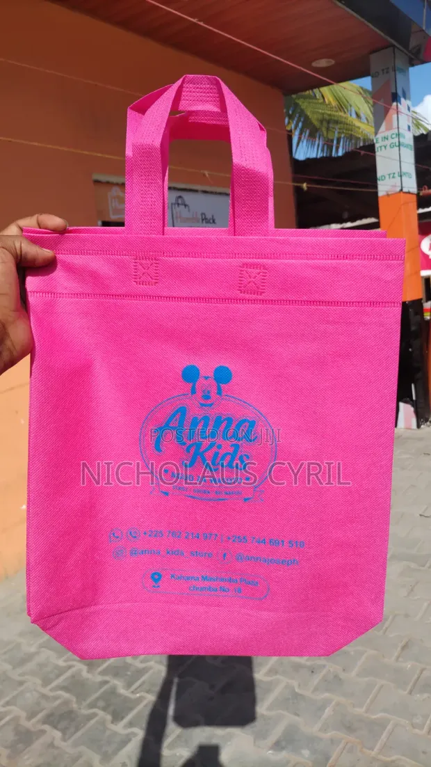 Your Package Solution: D-Cut & Loop Hand Bags with Printing - 1