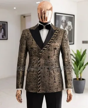 Ricardo Men's Classic Brown Suit - Brand New