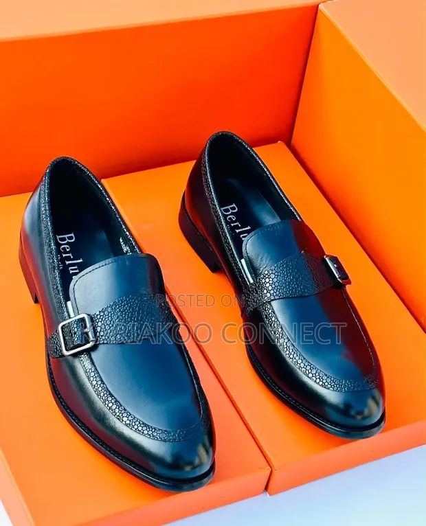 Stylish Black Men's Leather Moccasins - 1