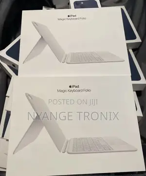 Original Apple Magic Keyboard for iPad (A16)