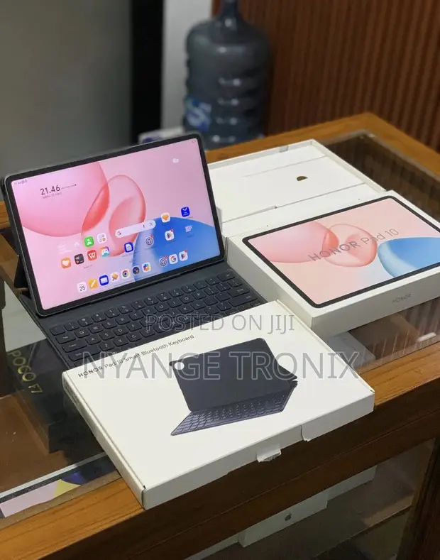 New Honor Pad 10 256GB Gray with Keyboard & Pencil - 1