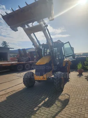 JCB 3DX Backhoe Loader - Low Hours, Very Good Condition