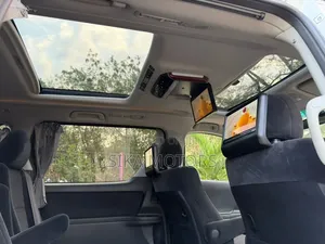 Toyota Alphard 2009 - White
