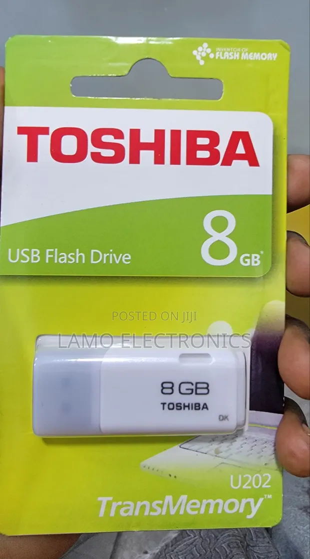 Toshiba TransMemory U202 8GB USB Flash Drive - 1
