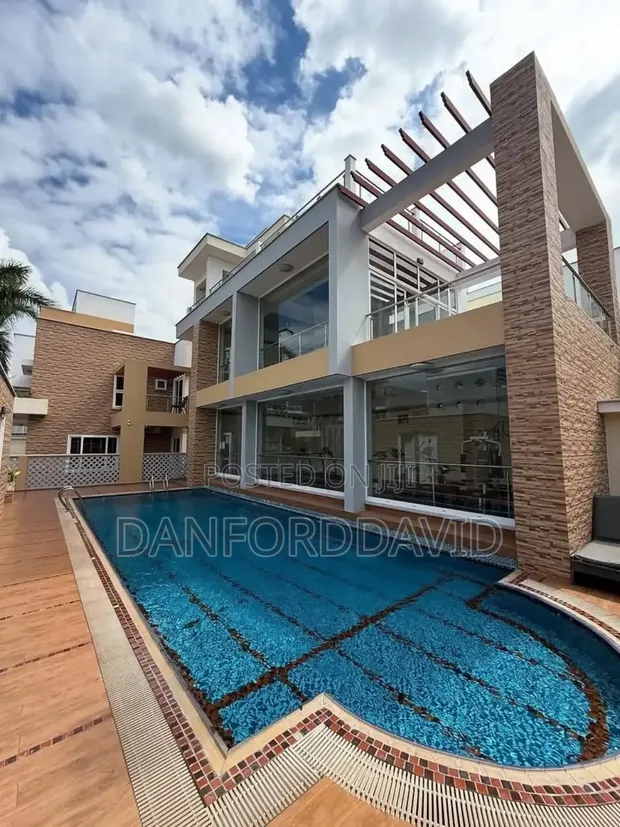Furnished 3-Bedroom Apartment for Rent in Kahwa Real Estate, Oyster Bay - 1