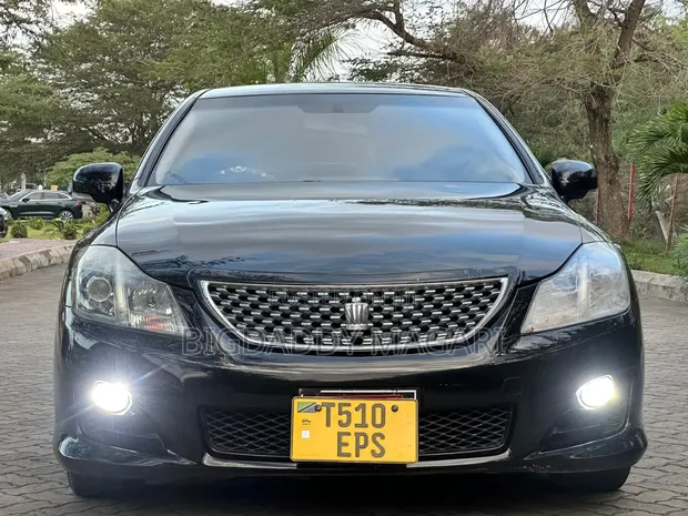 Toyota Crown Athlete 2010 Black - 1