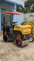 SYL1200 Vibratory Roller 1200kg - 1