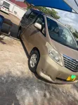 Toyota Alphard 2011 Gold - 4