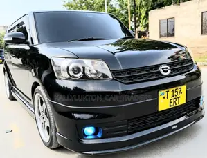 Toyota Corolla Rumion 2011 Nyeusi