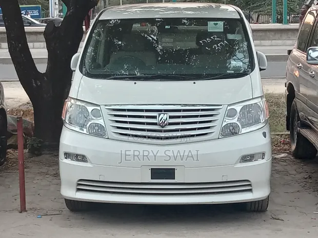 Toyota Alphard 2004 - Nyeupe - 1