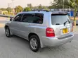 Toyota Kluger 2004 Silver - 4