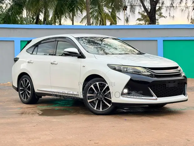 Toyota Harrier 2016 White - 1