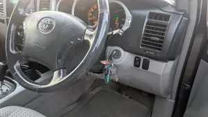 Toyota Hilux Surf 2.7 SSR 2005 Kijivu