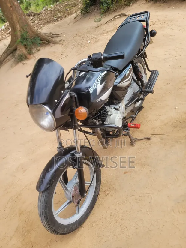 Bajaj Boxer 125 2026 Black - 1
