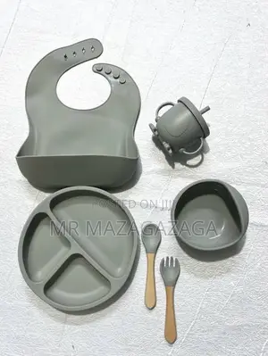 8-Piece Kids Silicone Tableware Set