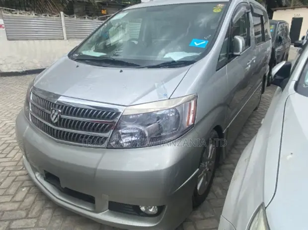 Toyota Alphard 2002 Silver - 1