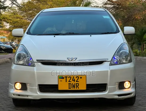 Toyota Wish 2006 Pearl - 1