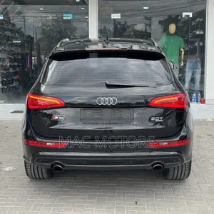 Audi Q5 S Line 2015 Black