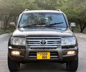 Toyota Land Cruiser VX Limited Amazon 2001
