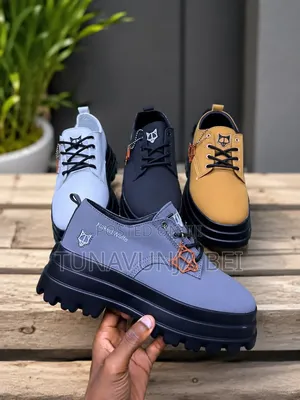 Naked Wolfe Moccains Classic