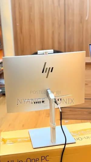 New HP EliteOne 800 G9 All-in-One Desktop (i5, 16GB RAM, 512GB SSD)