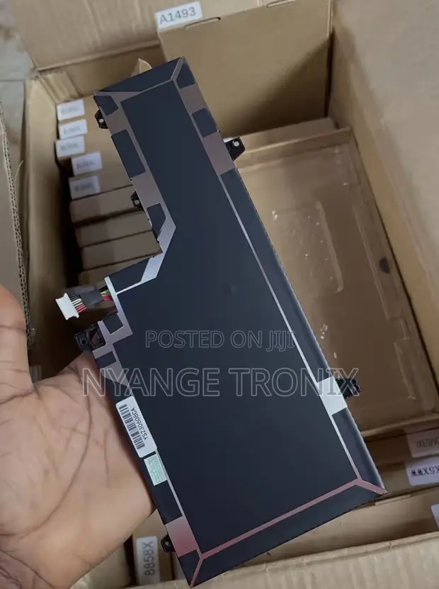 Original HP Battery 1030 G2 – OM03XL - 1