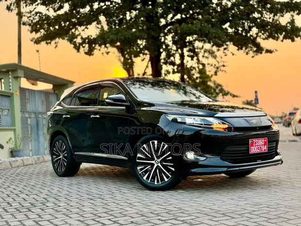 Toyota Harrier 2015 Black - 1