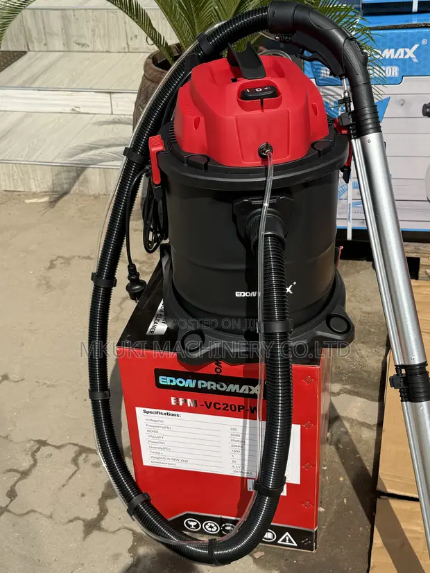 ITE Carpet Cleaner 20L with Soap Tank - 1