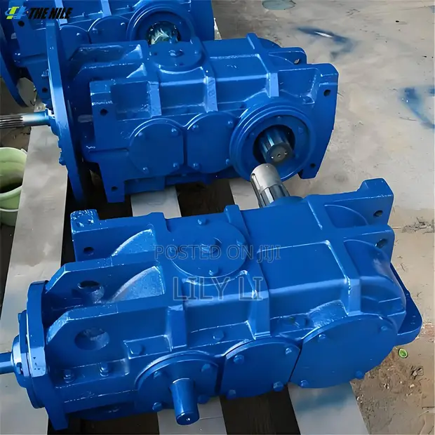 Heavy-Duty Horizontal Cylindrical Gear Reducer - 1