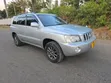 Toyota Kluger 2003 Silver - 3