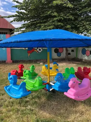 Watoto Mzunguko wa Wanyama/Carousel