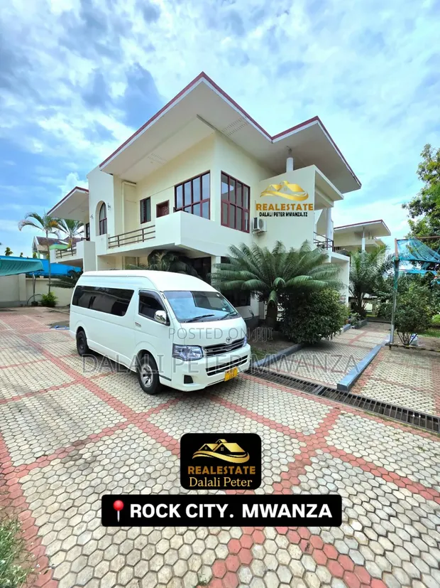 4 Bedroom Apartment for Rent in Mwanza, Ilemela - 1