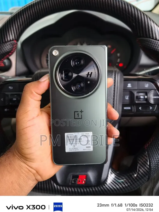 OnePlus Open 512GB Used - 1