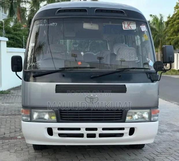 Toyota Coaster 1999 - 1